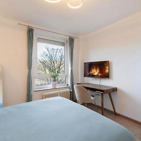 Charmentes Privatzimmer Mit Kueche, Naturgebiet Dusseldorf Exterior photo